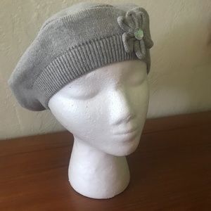 PLACE  gray girls knit beret with flower design